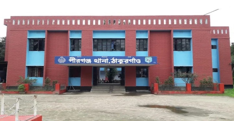 ঠাকুরগাঁও পীরগঞ্জে ১৭ টি ইয়াবাসহ সুমন নামে  একটা এক ব্যক্তি আটক