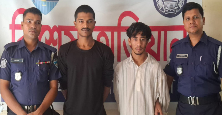 চৌদ্দগ্রামে কিশোর গ্যাং ১২০৭-এর দুই লিডার গ্রেফতার।