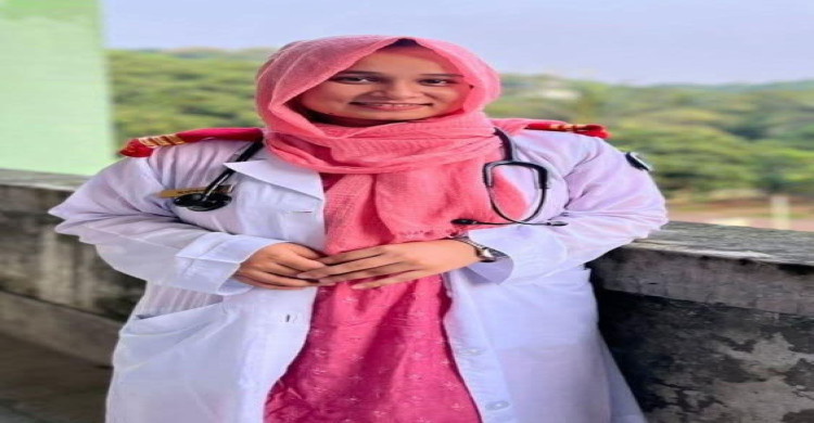 হোমনার বিশিষ্ট  ব্যবসায়ী হাজী মোঃ আক্তার হোসেনের মেয়ে উম্মে হাবিবার এমবিবিএস (MBBS)  ডিগ্রী অর্জন।