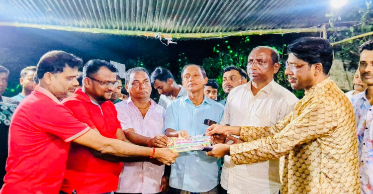 গল্লাই ইউনিয়নের ১০টি পূজামণ্ডপ পরিদর্শন করলেন চেয়ারম্যান পদপ্রার্থী শংকর চন্দ্র সরকার