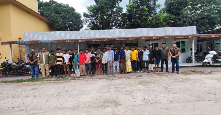 *কুমিল্লা জেলা গোয়েন্দা শাখার সফল অভিযানে ছিনতাই ও মাদকের সাথে সংশ্লিষ্ট ১৯ জন গ্রেপ্তার*