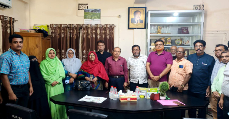 দীর্ঘ ৩৪ বছর পর শেষ কর্ম দিবসে বিদায় নিলেন প্রিয় ম্যাডাম মনোয়ারা খাতুন, বুড়িচং এরশাদ ডিগ্রী কলেজের সকল শিক্ষক এবং ছাত্র-ছাত্রীবৃন্দ তার অবসর জীবনে সুস্বাস্থ্য ও দীর্ঘায়ু কামনা করেন।